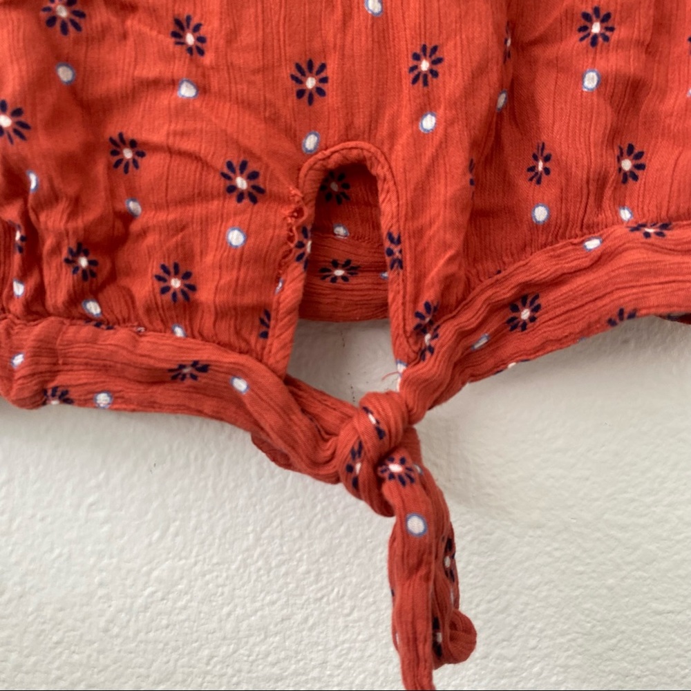 Patrons of Peace Short Sleeve Floral Crop Top with back tie - Picture 6 of 7